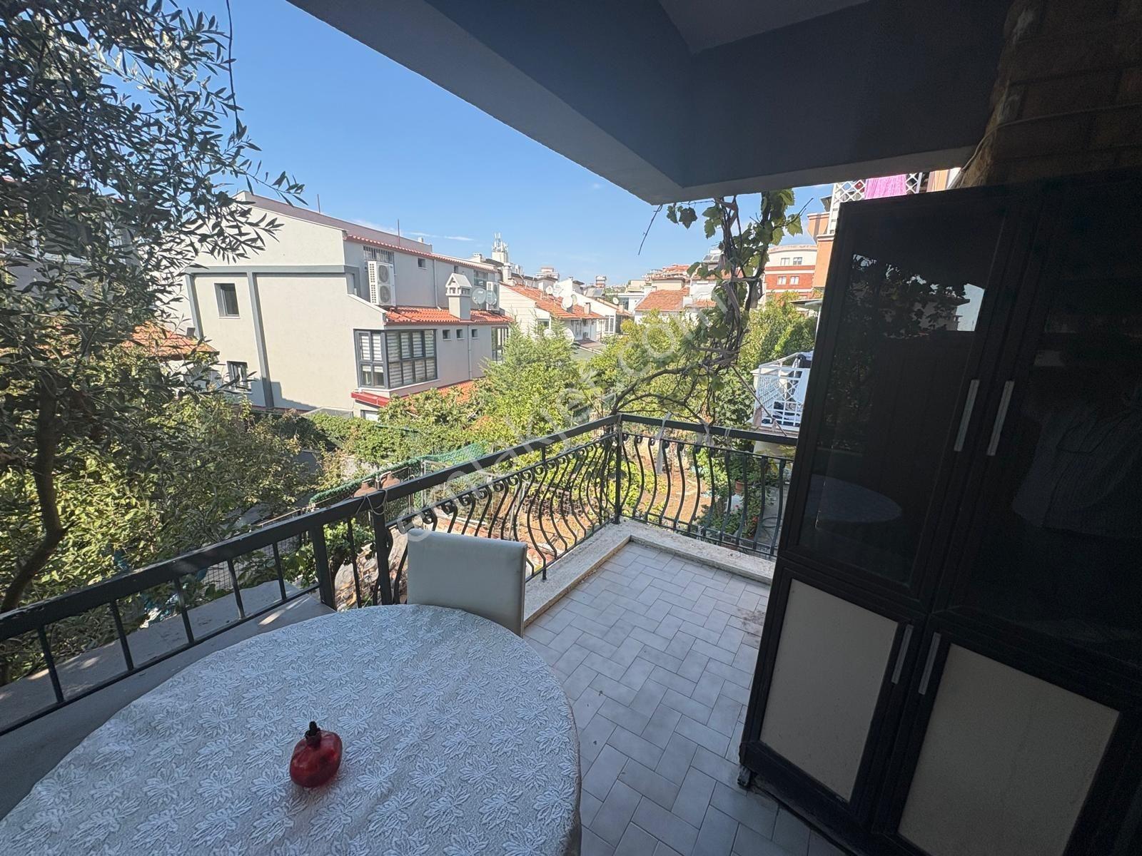 Kuşadası Merkezde Marinaya 2 Dakika | 8+1, 4 Katlı Bahçeli Villa — fotoğraf 27