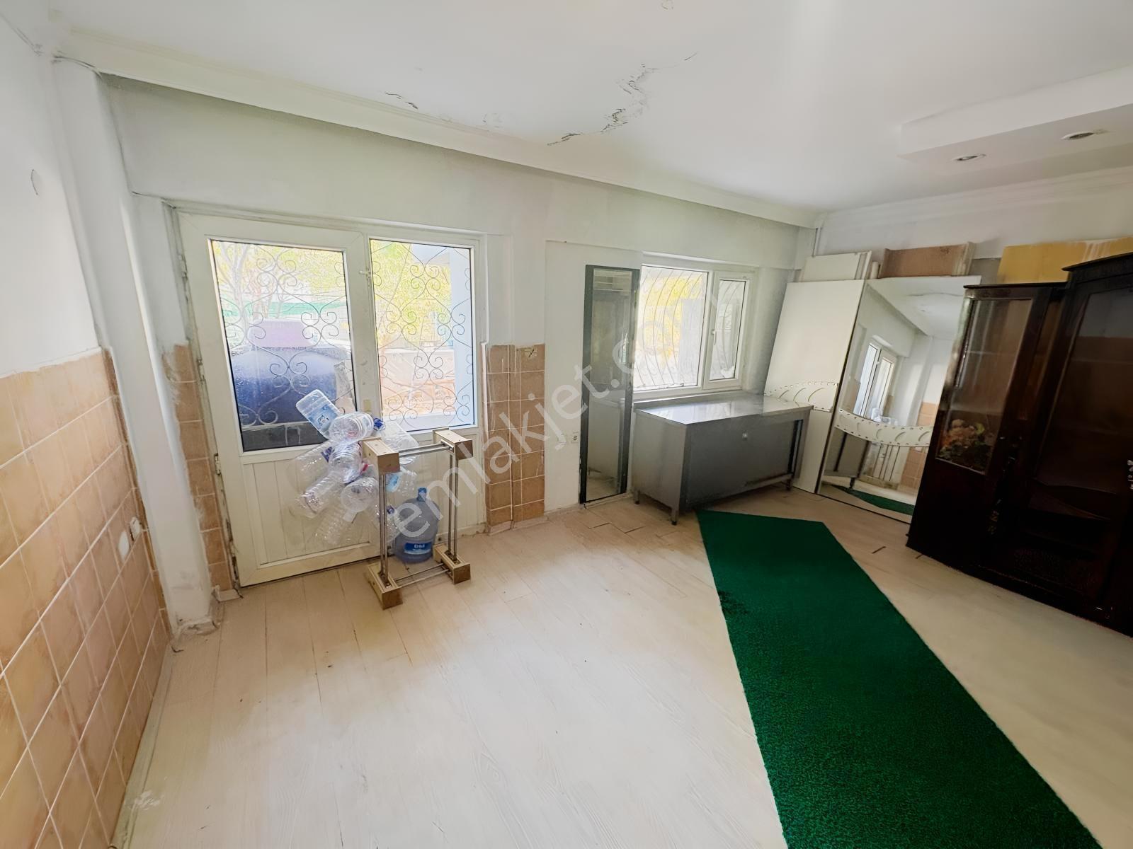 Kuşadası Merkezde Marinaya 2 Dakika | 8+1, 4 Katlı Bahçeli Villa — fotoğraf 30