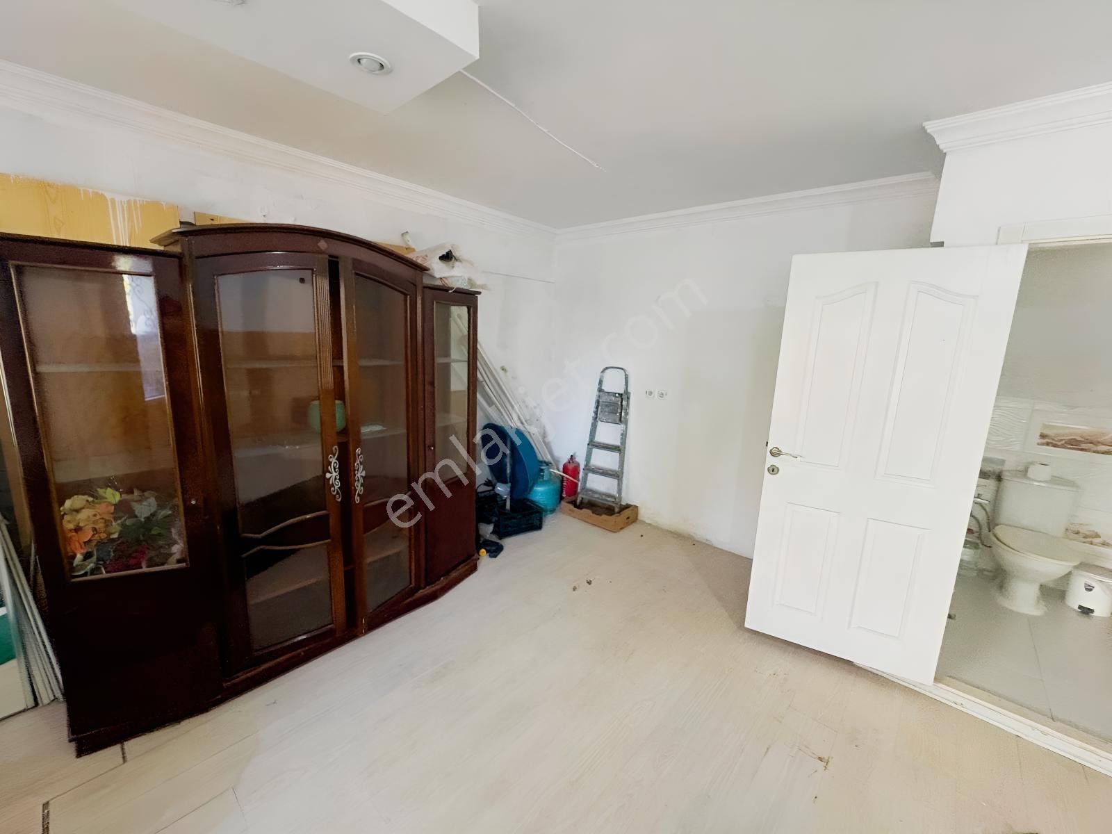 Kuşadası Merkezde Marinaya 2 Dakika | 8+1, 4 Katlı Bahçeli Villa — fotoğraf 35