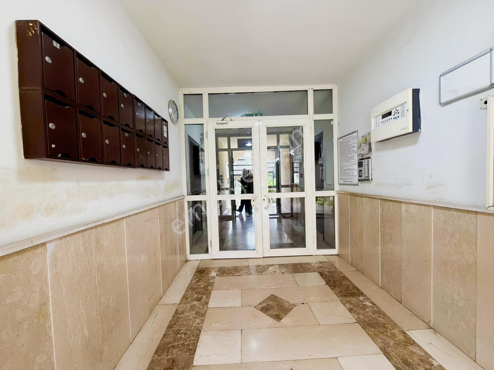 Remax Dem'den Taksim Toki Konutlarında Satılık 3+1 Daire — fotoğraf 4
