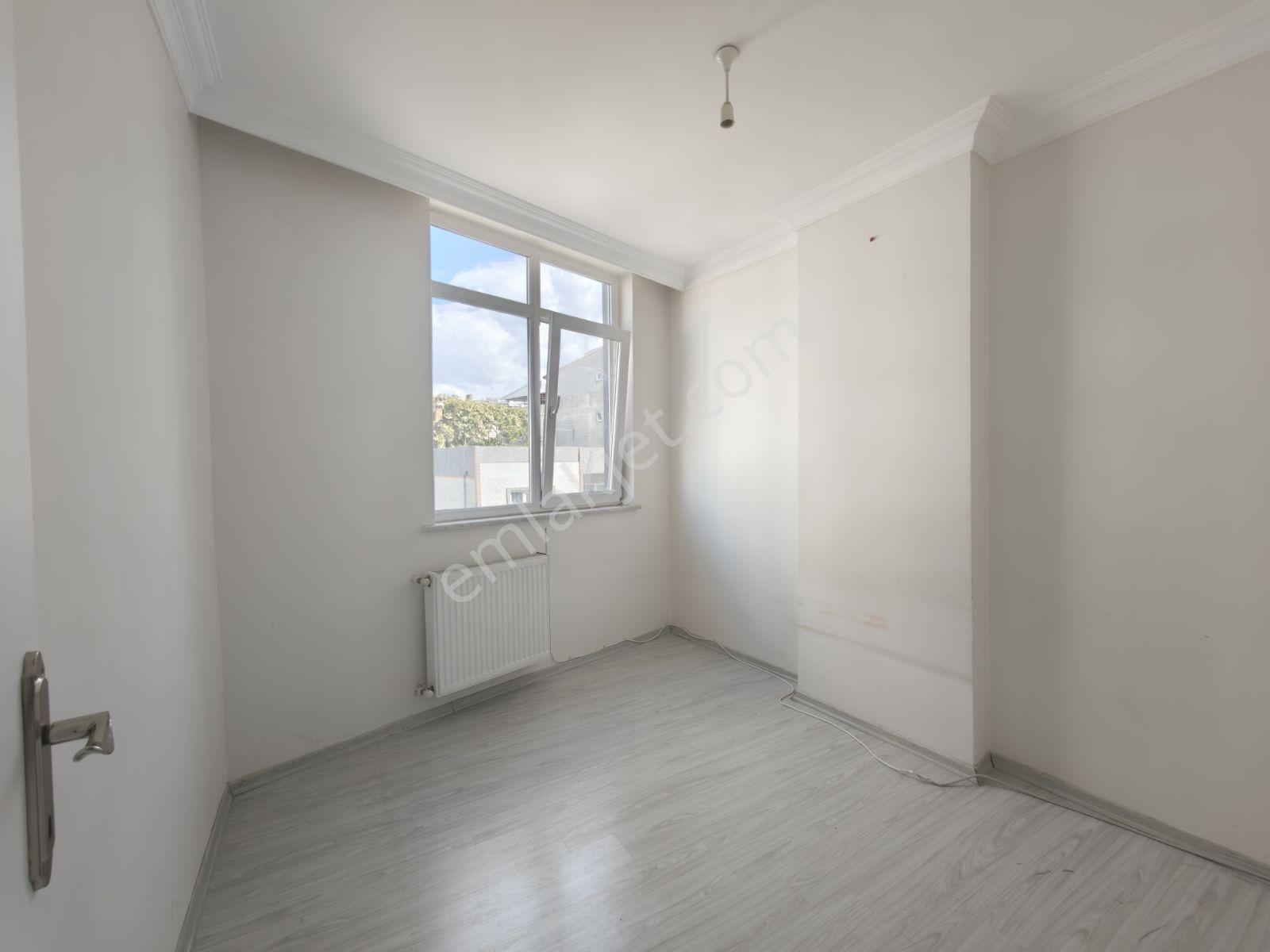 Kayalarda Emekte 2+1 Caddeüstu Arakat Asansörlü Daire — fotoğraf 11