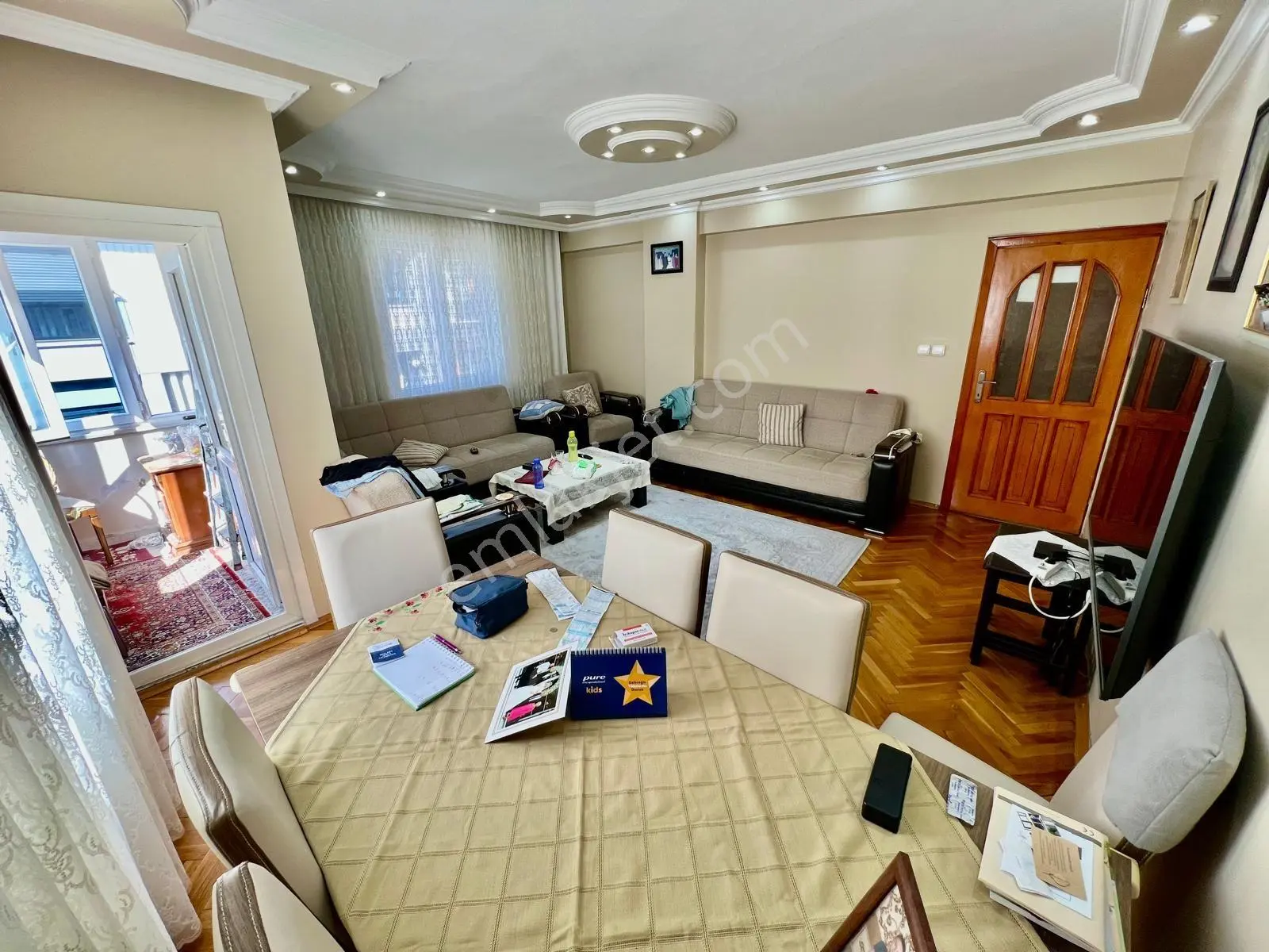 Seba'dan Kemalpaşa Mh 3+1 140m2 Masrafsız Çift Balkonlu 3.katt.. — fotoğraf 5
