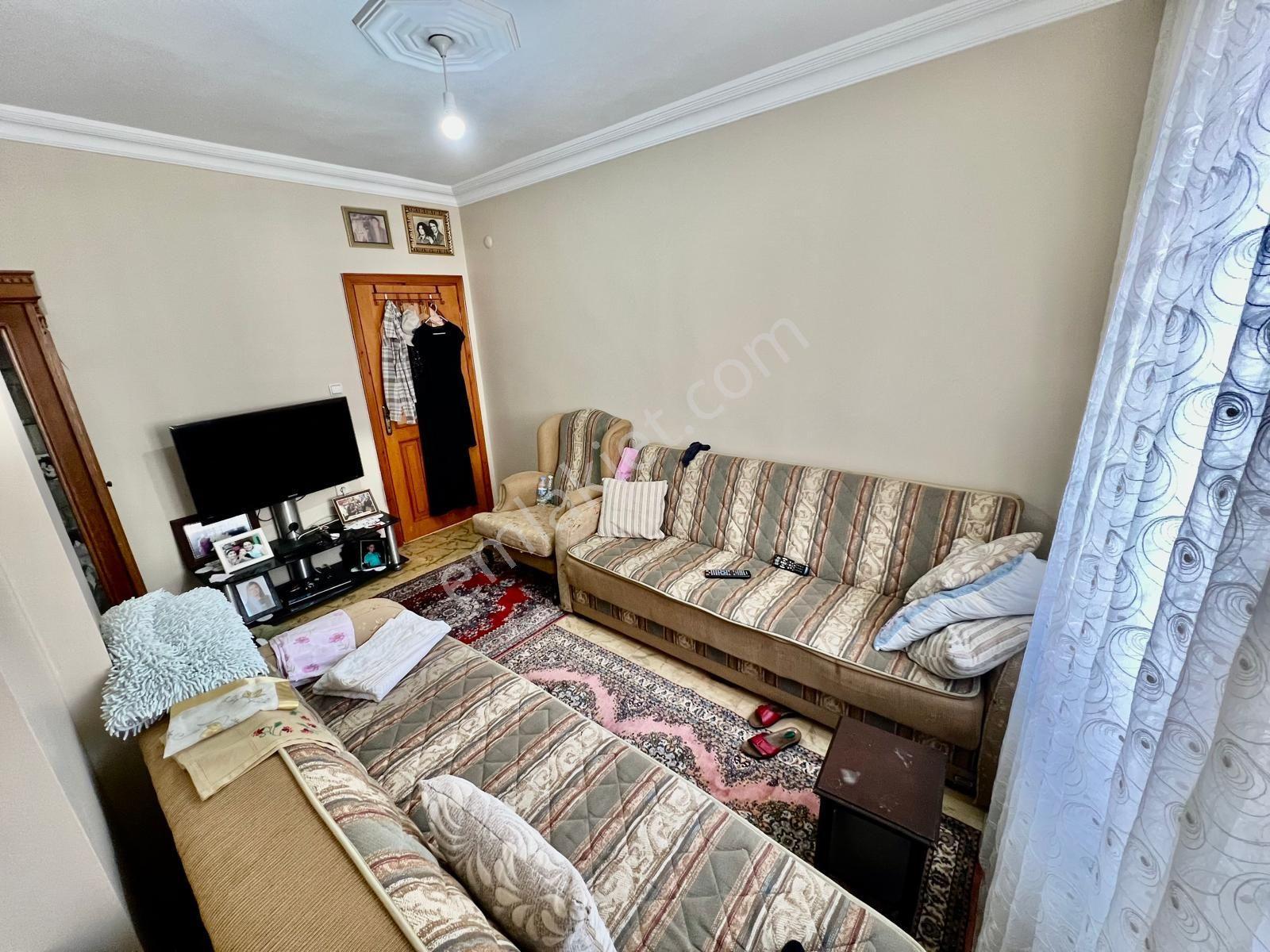 Seba'dan Kemalpaşa Mh 3+1 140m2 Masrafsız Çift Balkonlu 3.katt.. — fotoğraf 9
