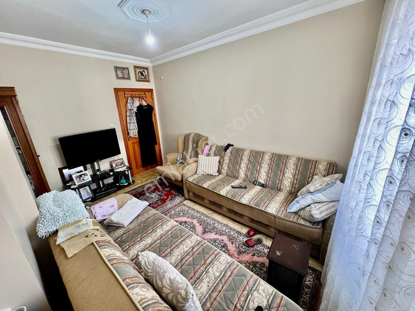 Seba'dan Kemalpaşa Mh 3+1 140m2 Masrafsız Çift Balkonlu 3.katt.. — fotoğraf 14