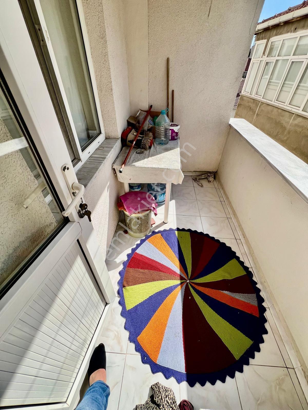 Seba'dan Kemalpaşa Mh 3+1 140m2 Masrafsız Çift Balkonlu 3.katt.. — fotoğraf 18