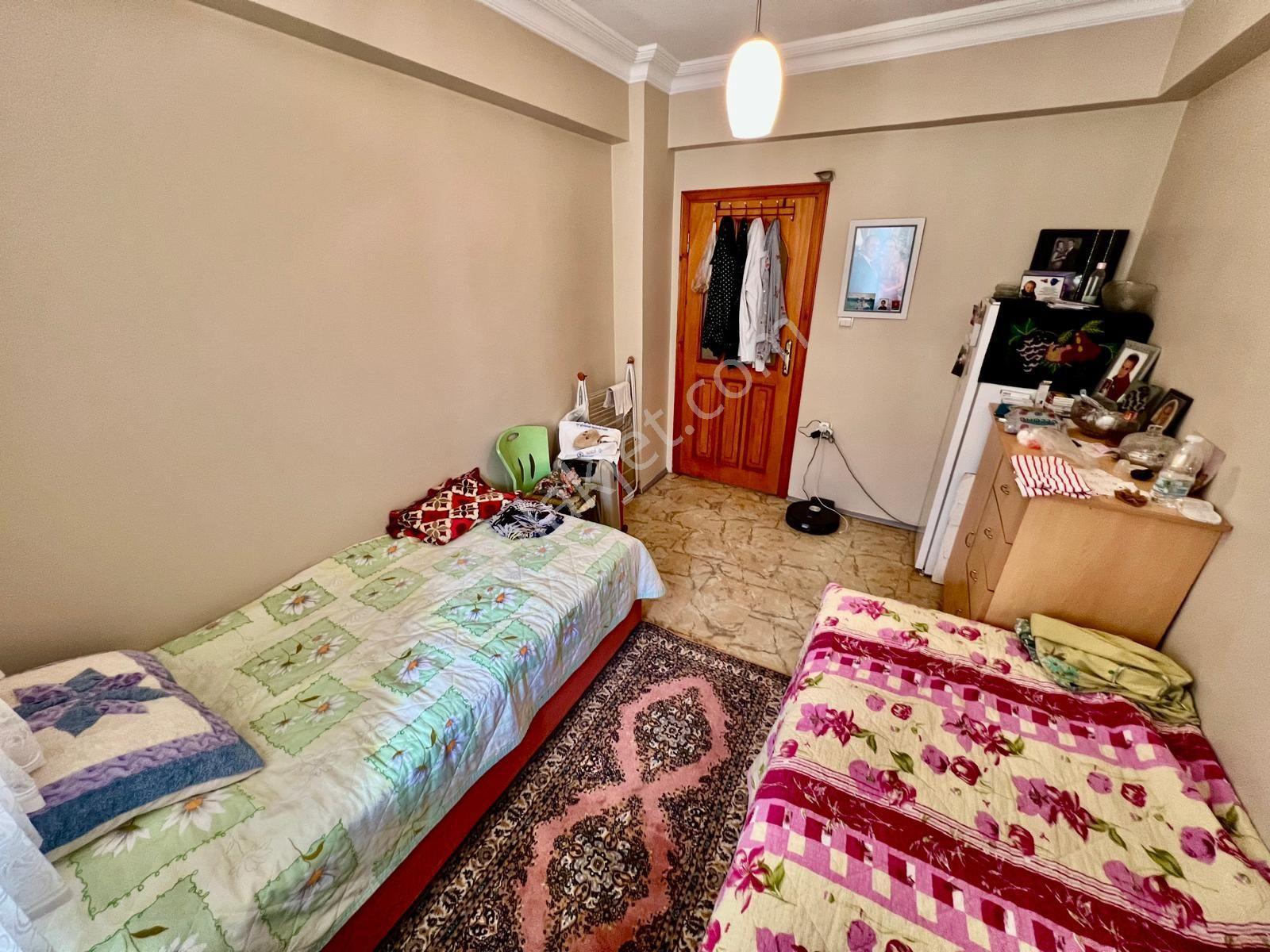 Seba'dan Kemalpaşa Mh 3+1 140m2 Masrafsız Çift Balkonlu 3.katt.. — fotoğraf 22
