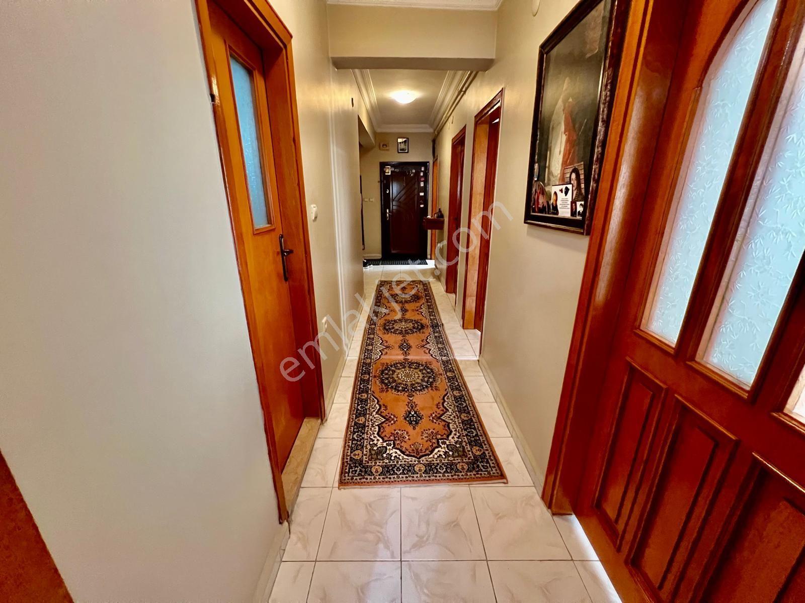 Seba'dan Kemalpaşa Mh 3+1 140m2 Masrafsız Çift Balkonlu 3.katt.. — fotoğraf 33