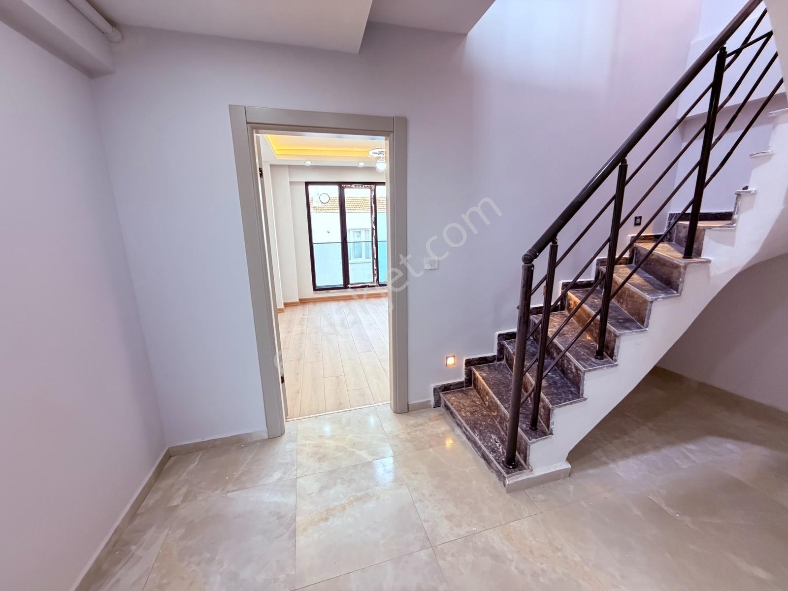 Burcu'dan 17 Eylül'de Atatürk Cd Özel Tasarım 2+1 Lüks Dubleks — fotoğraf 16