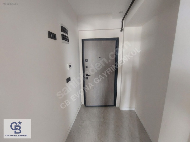 Evonadan Muradiye Havuzlu Site İçerisinde Kiralık 2+1 Daire — fotoğraf 3