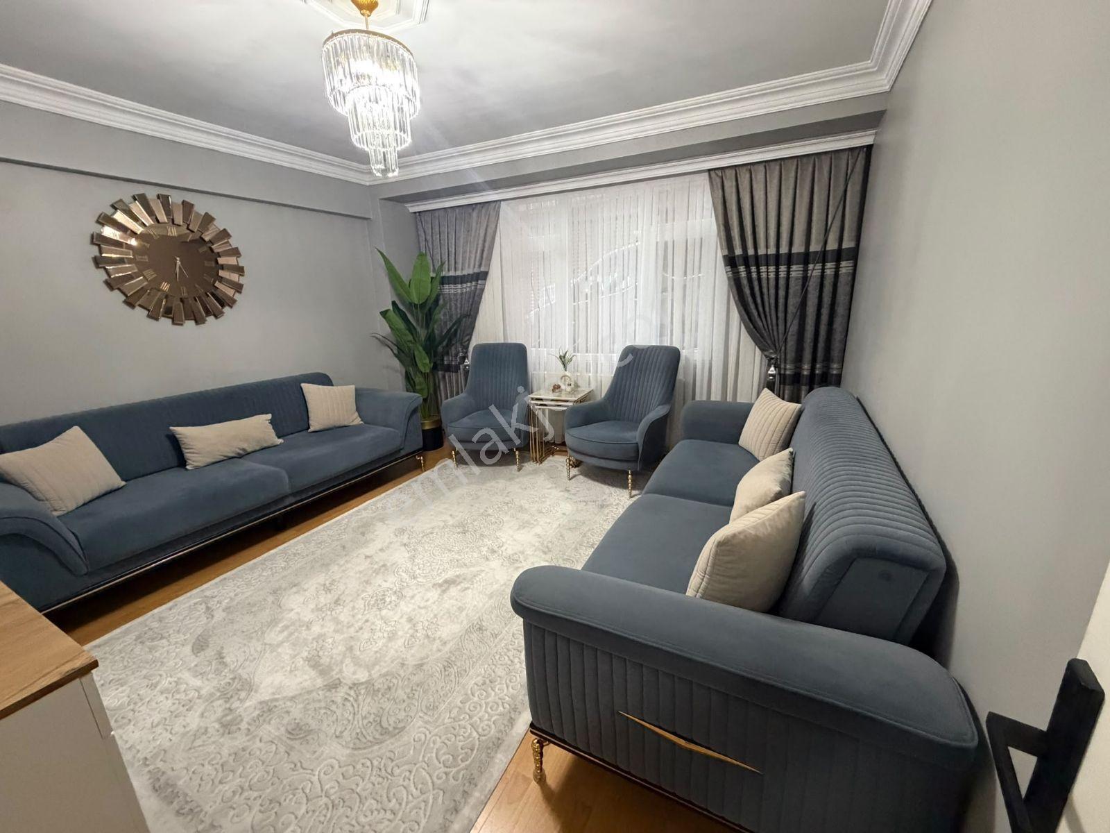 Bağcılar Tabya Caddeye Çok Yakın 2+1 95M2 Giriş Daire Kıredili — fotoğraf 4
