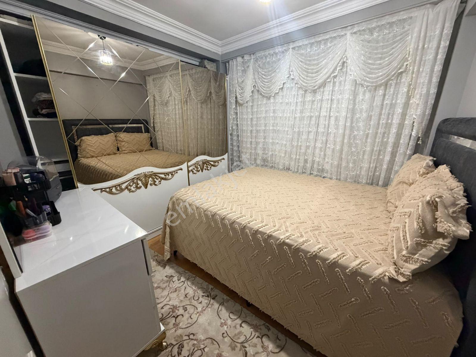 Bağcılar Tabya Caddeye Çok Yakın 2+1 95M2 Giriş Daire Kıredili — fotoğraf 45