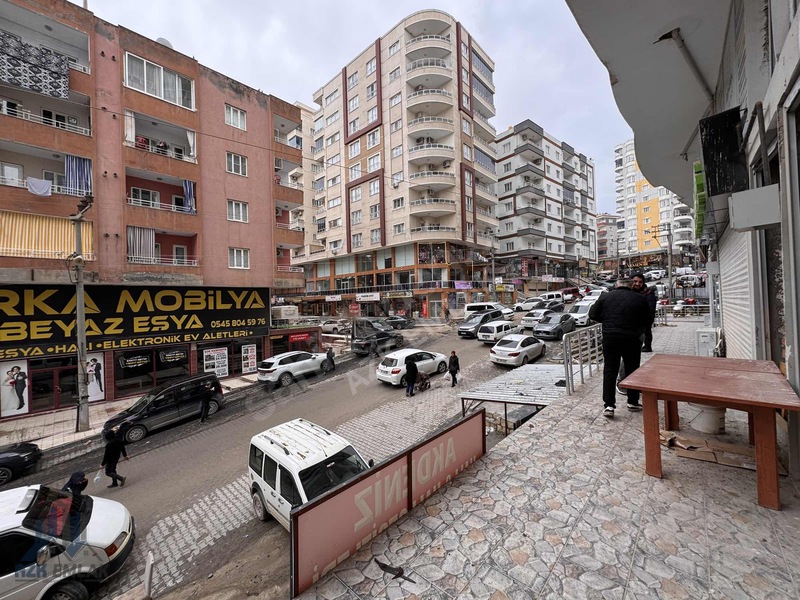 Azk'den Tüm Sektöre Uygun Merkezi Lokasyonda Satılık Dükkan — fotoğraf 5