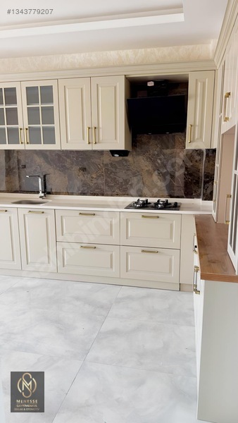Menesse'den Kırbaşı Caddesinde Ultra Lüx 4+1 Daire — fotoğraf 9
