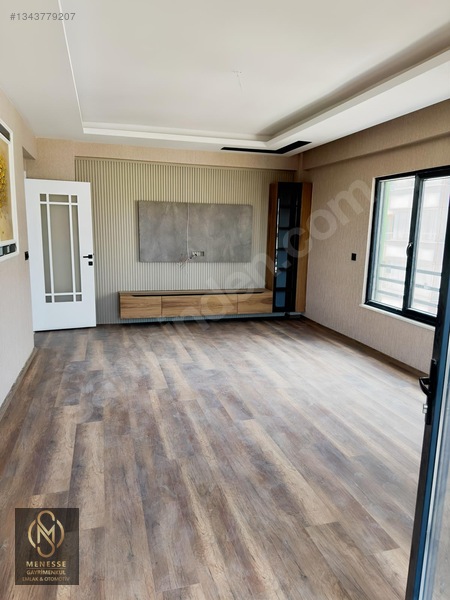 Menesse'den Kırbaşı Caddesinde Ultra Lüx 4+1 Daire — fotoğraf 12