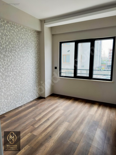 Menesse'den Kırbaşı Caddesinde Ultra Lüx 4+1 Daire — fotoğraf 21