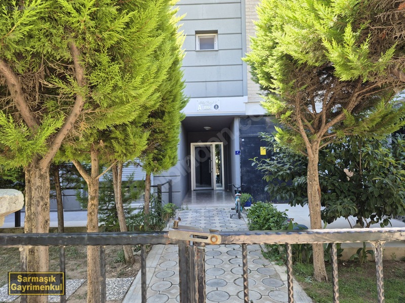 Davutlar'ın En Güzel Sitesinde Havuzlu Satılık 1+1 Daire — fotoğraf 21