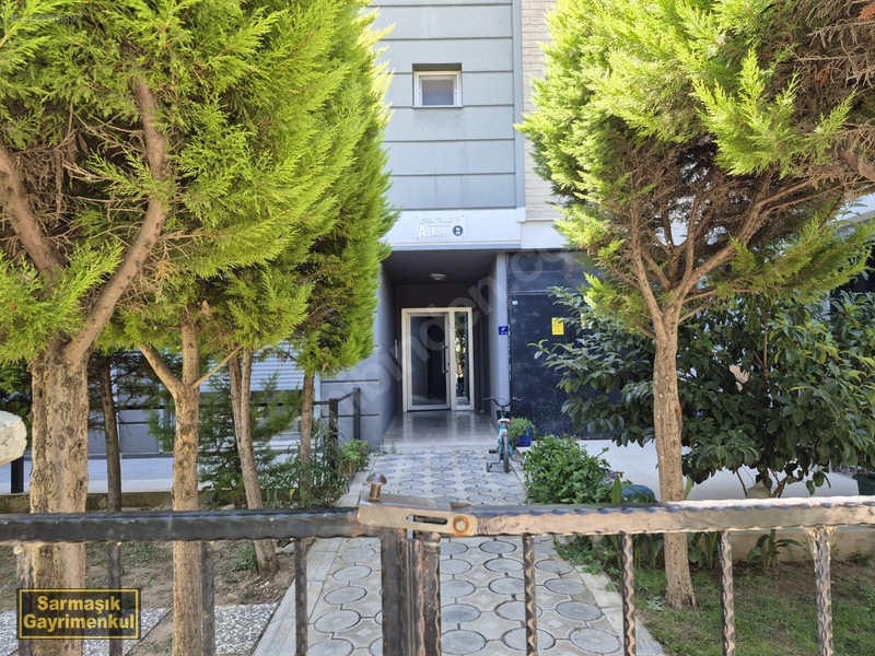 Davutlar'ın En Güzel Sitesinde Havuzlu Satılık 1+1 Daire — fotoğraf 22