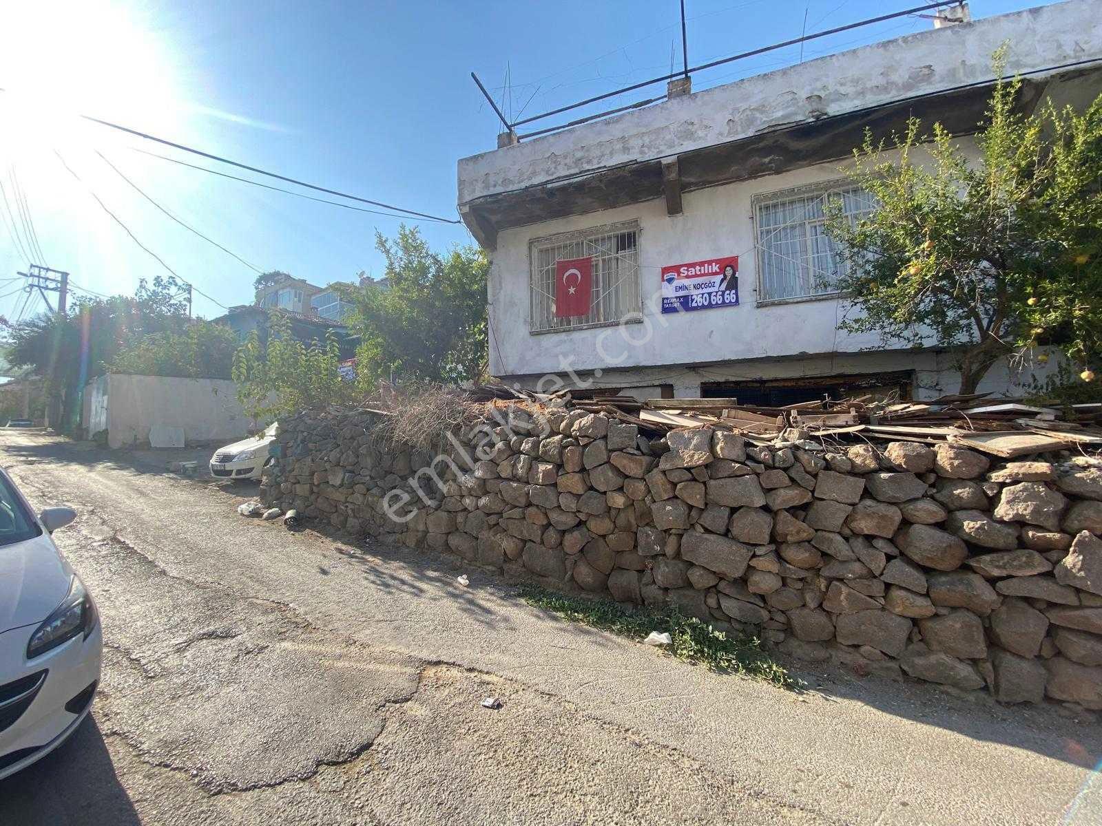 Bayraklı'Da Yola Cephelı Müstakıl Parsel 493 M2 Satılık Arsa — fotoğraf 9