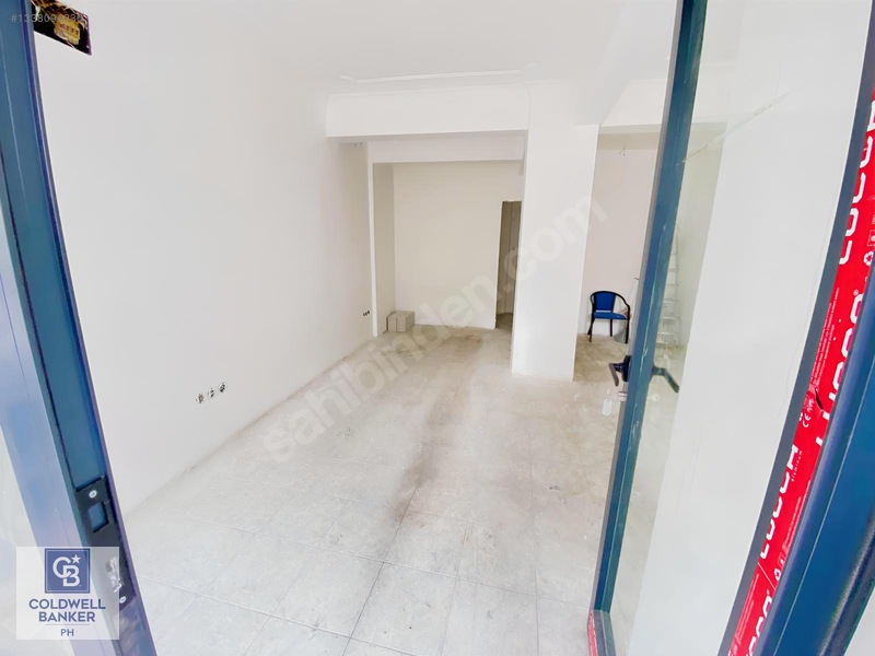 İzmir Karşıyaka Bahçelievler'de Depozitosuz Kiralık Dükkan Cb-ph — fotoğraf 10