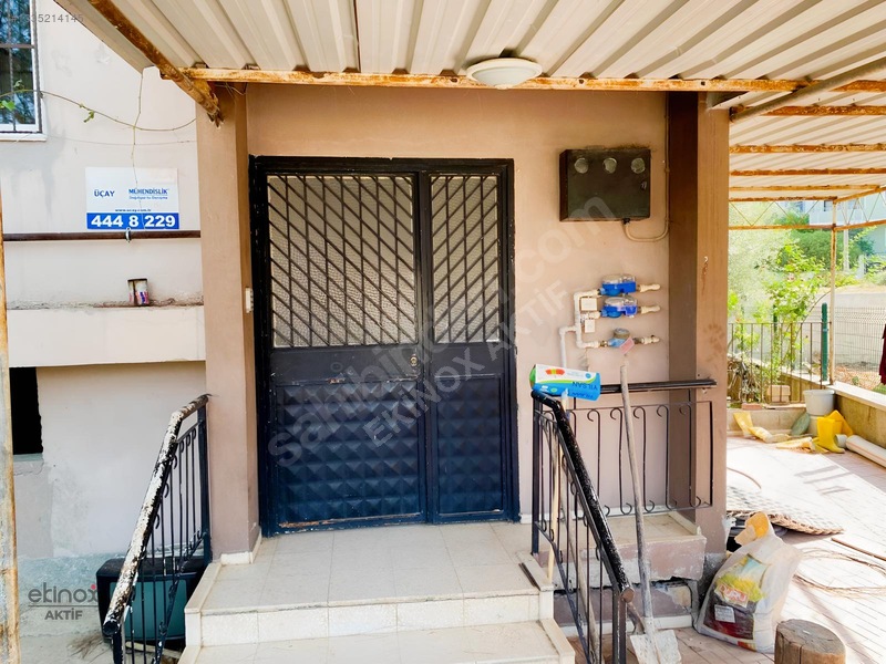 Kurttepede Kiralık Geniş 3+1 Zemin Kat Bahçeli Müstakil Ev — fotoğraf 3