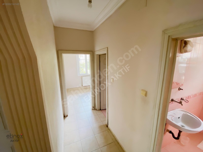 Kurttepede Kiralık Geniş 3+1 Zemin Kat Bahçeli Müstakil Ev — fotoğraf 6