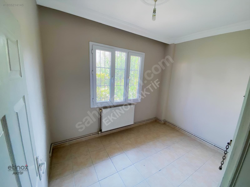 Kurttepede Kiralık Geniş 3+1 Zemin Kat Bahçeli Müstakil Ev — fotoğraf 10