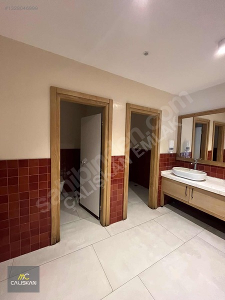 Kurumsal Kiracılı Prestijli Satılık İş Yeri — fotoğraf 16