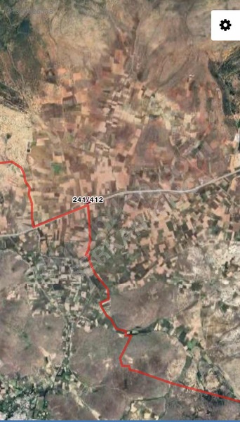 Kızılören'de Beyşehir Yoluna Cephe 5242 M2 Tarlamız Satıştadır — fotoğraf 3