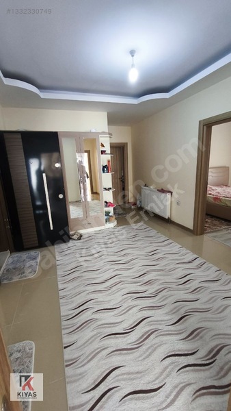 Şehir Merkezinde Geniş Ve Ferah Satılık 3+1 Daire — fotoğraf 3