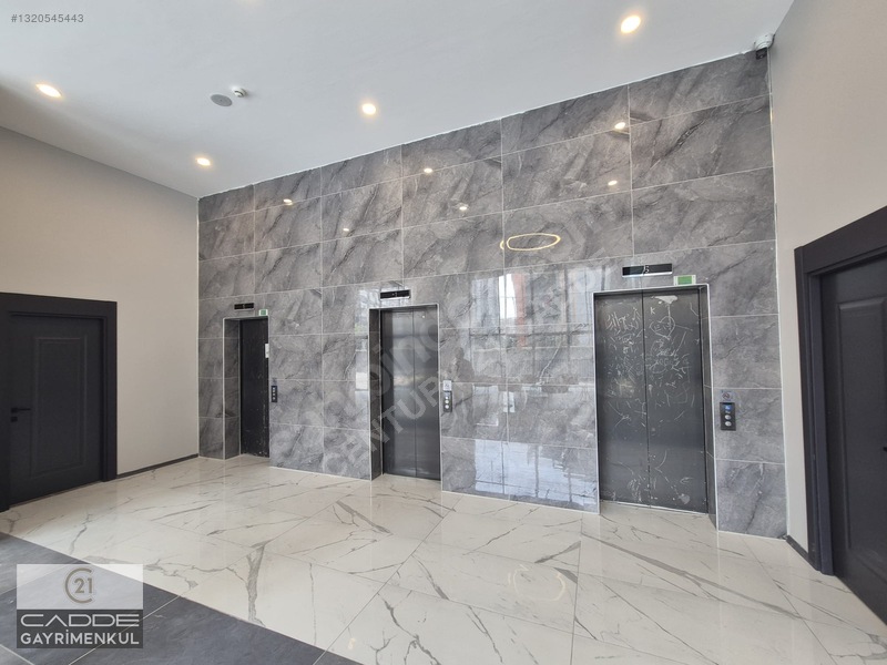 Bellis Kulede 300 M2 3 Cephe Balkonlu Kiralık Ofis — fotoğraf 8