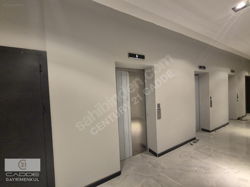 Bellis Kulede 300 M2 3 Cephe Balkonlu Kiralık Ofis — fotoğraf 9
