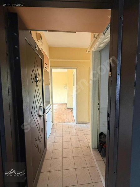 Pars Gayrimenkul'den Cumhuriyet'te 3+1 Kiralık Balkonlu Daire — fotoğraf 2