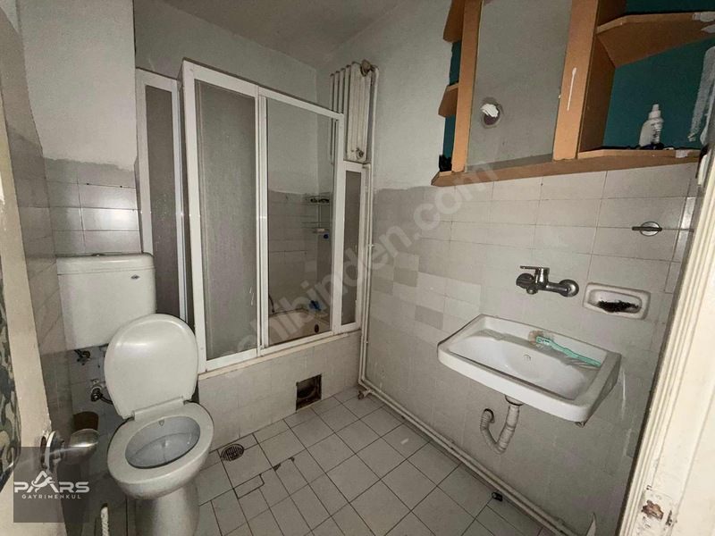Pars Gayrimenkul'den Cumhuriyet'te 3+1 Kiralık Balkonlu Daire — fotoğraf 30