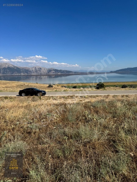 Gencali'De Göl Manzaralı 8240 M² Satılık Arazi