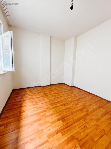 Merkezi Konumda Uygun Fiyatlı Daire!!!! — fotoğraf 3