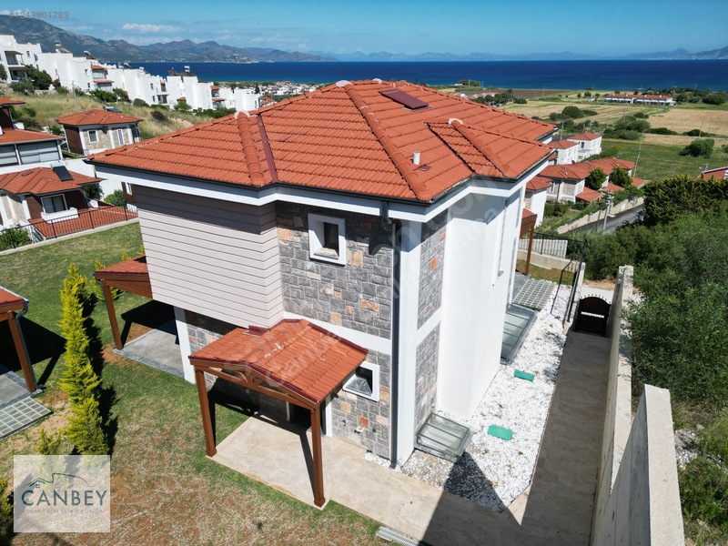 Datça Burgaz'da Panoramik Deniz Manzaralı 5+1 Lüks Villa — fotoğraf 2