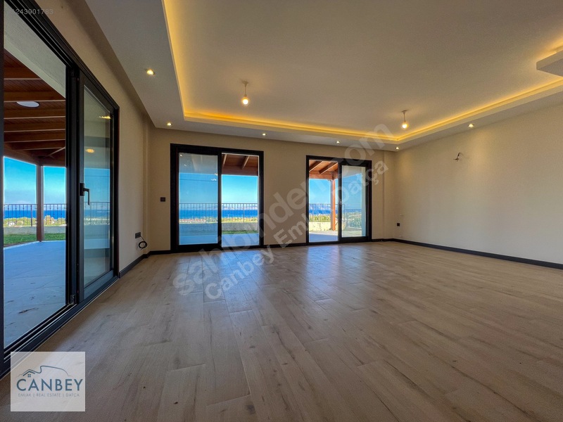 Datça Burgaz'da Panoramik Deniz Manzaralı 5+1 Lüks Villa — fotoğraf 6