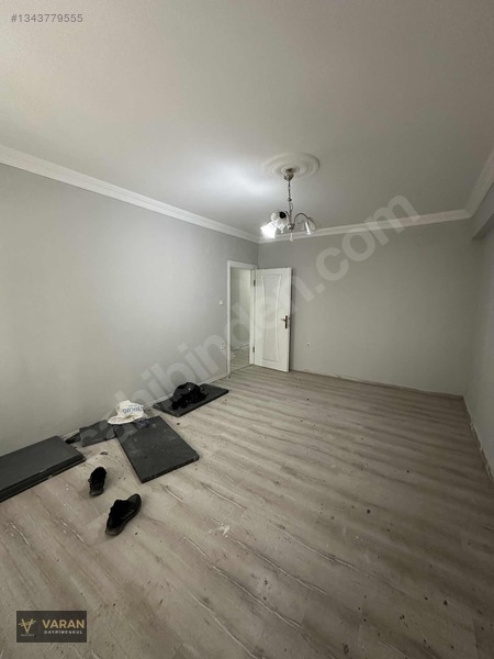Varan Gayrimenkulden Merkezi Konumda 2+1 — fotoğraf 14