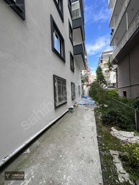 Varan Gayrimenkulden Merkezi Konumda 2+1 — fotoğraf 18