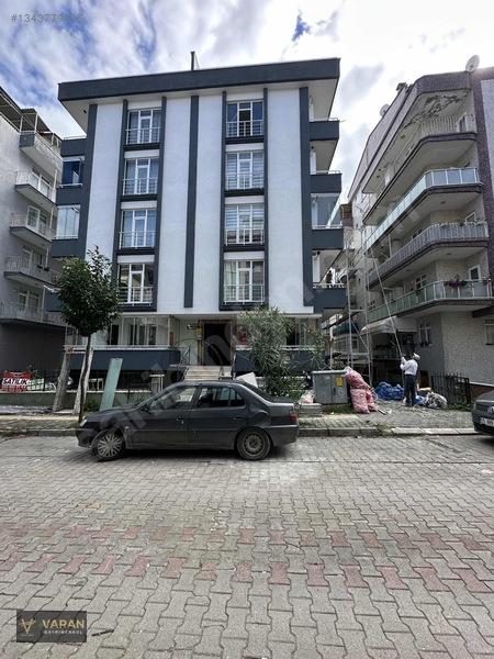 Varan Gayrimenkulden Merkezi Konumda 2+1 — fotoğraf 22