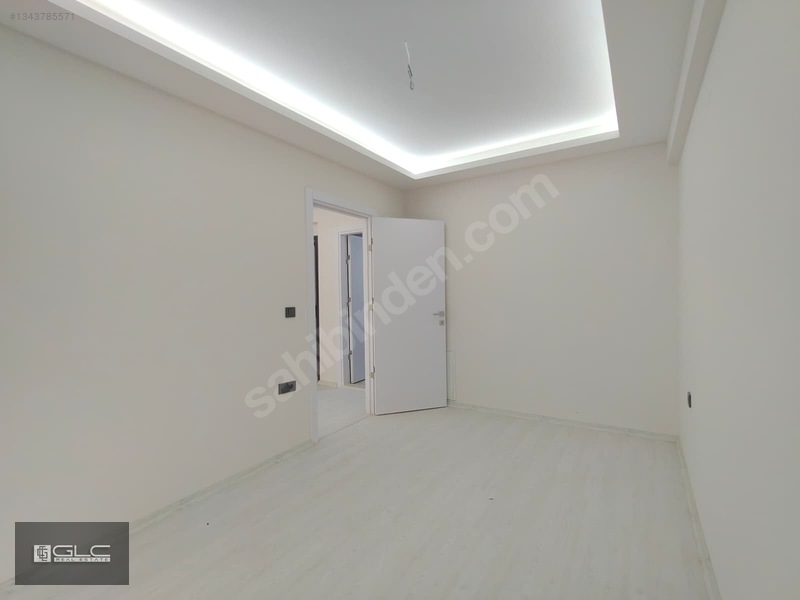 Balçova Atilla Sok.'da 1+1 Ara Kat 0 (sıfır ) Kiralık Daire — fotoğraf 2