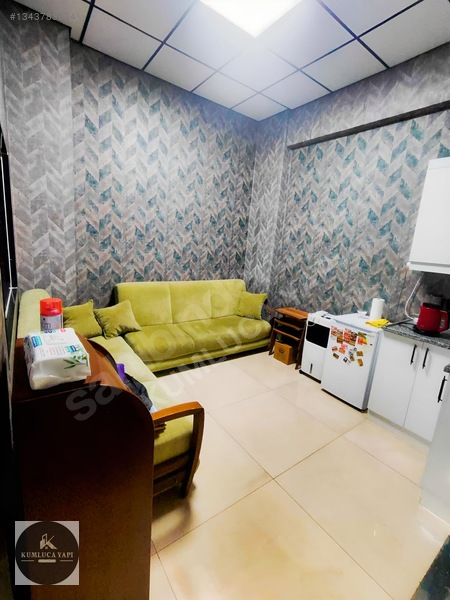 Karacaahmet'te Satılık 45m² Ticari Dükkan - 2 Oda, Klima, Wc — fotoğraf 2