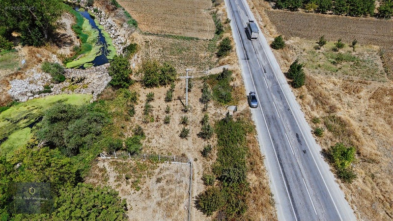 İnegöl Asfaltında 582 M2 Meyve Bahçesi — fotoğraf 2