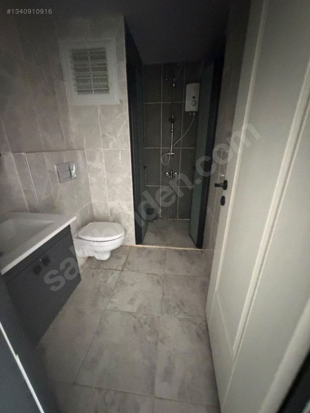 Uğur Kaya,dan Sarıcam Gültepe Mhsinde Atü Yani Satlık 1+1 Daire — fotoğraf 4