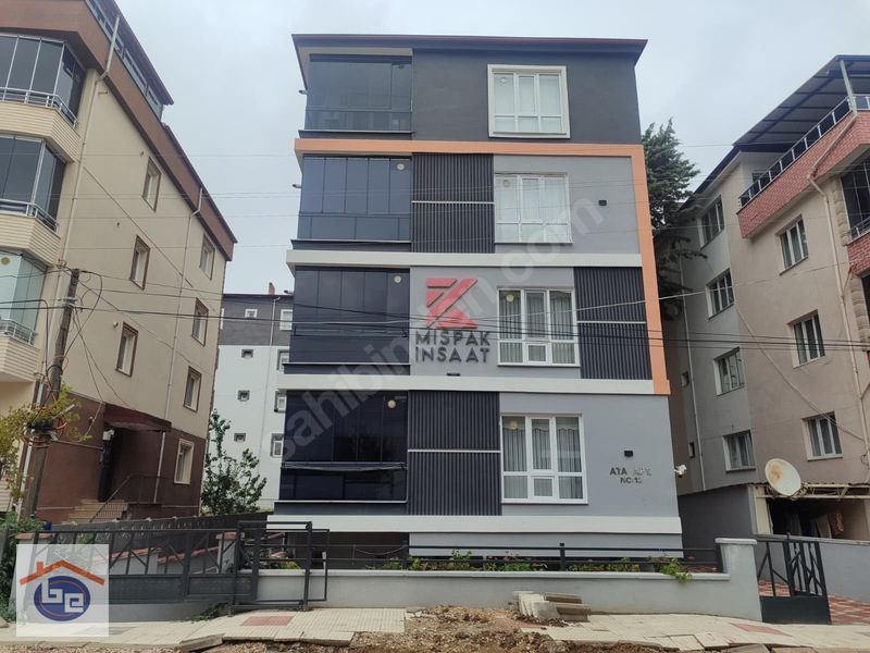 Baylan Emlak'Tan Mahsen Mah. Madenciler Sok. 2.Kat 2+0 Kiralık D