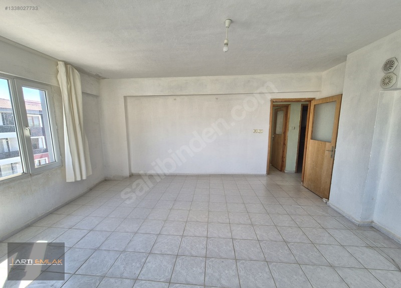 Artı Emlak'tan Altınkum'da Park Cepheli Köşe 2+1 Kiralık Daire — fotoğraf 7