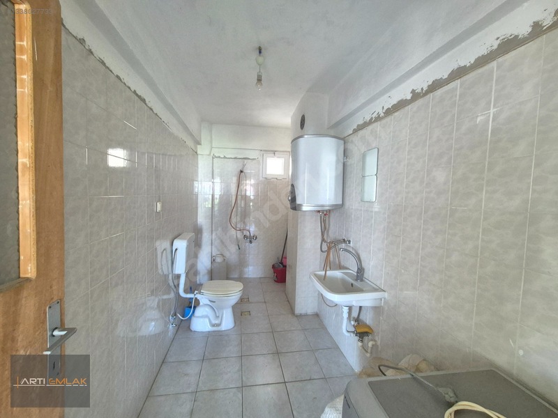 Artı Emlak'tan Altınkum'da Park Cepheli Köşe 2+1 Kiralık Daire — fotoğraf 22
