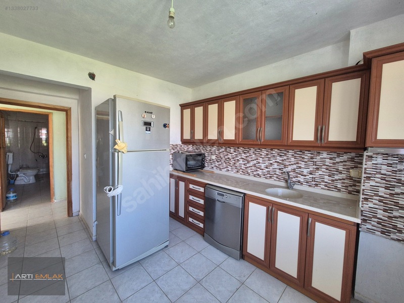 Artı Emlak'tan Altınkum'da Park Cepheli Köşe 2+1 Kiralık Daire — fotoğraf 26