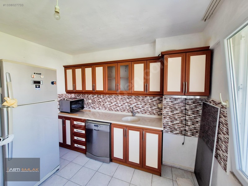 Artı Emlak'tan Altınkum'da Park Cepheli Köşe 2+1 Kiralık Daire — fotoğraf 27