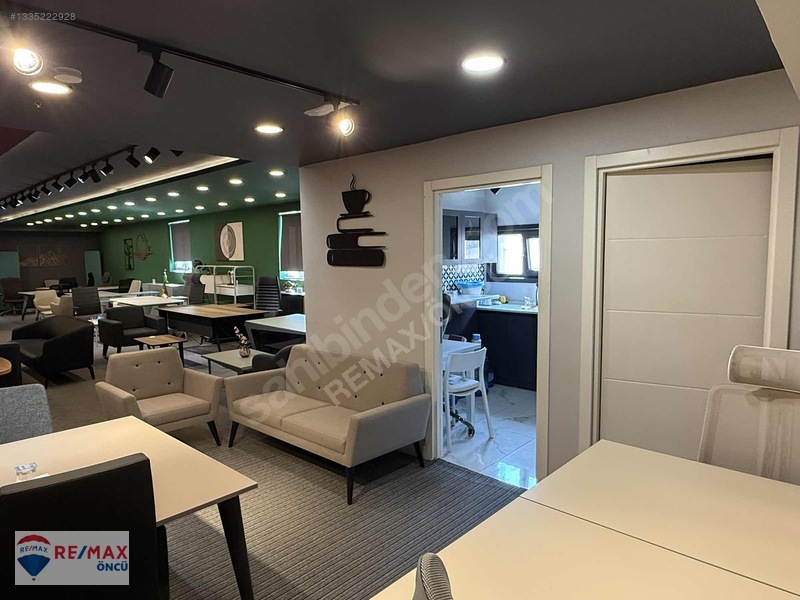 Modoko'da Satılık 180 M² Giriş+180 M² Üst Kat — fotoğraf 10